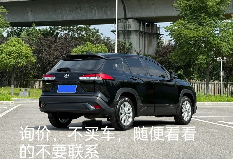 Toyota Frontlander 2023 2.0L CVT Version d'élite extérieur photo 2 Toyota Frontlander 2023 2.0L CVT Version d'élite extérieur photo 2