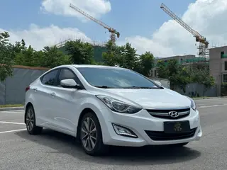 Hyundai Elantra Langdong 2015 1.6L Tipo de liderazgo automático exterior foto 3 Hyundai Elantra Langdong 2015 1.6L Tipo de liderazgo automático exterior foto 3