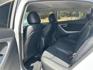 Hyundai Elantra Langdong 2015 1.6L Tipo de liderazgo automático interior foto 9 Hyundai Elantra Langdong 2015 1.6L Tipo de liderazgo automático interior foto 9
