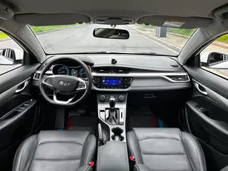 Geely Emgrand 2020 1.5L CVT Tipo cómodo exterior foto 6 Geely Emgrand 2020 1.5L CVT Tipo cómodo exterior foto 6