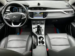Geely Emgrand 2020 1.5L CVT Tipo cómodo exterior foto 7 Geely Emgrand 2020 1.5L CVT Tipo cómodo exterior foto 7
