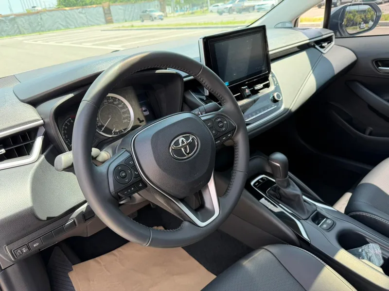Toyota Corolla 2021 1.2T S-CVT Luxury Edition exterior photo 6 Toyota Corolla 2021 1.2T S-CVT Luxury Edition exterior photo 6