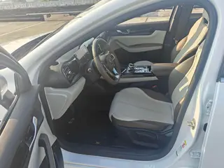 BYD Qin PLUS 2023 DM-i Champion Edition 55KM Leading Type interior photo 11 BYD Qin PLUS 2023 DM-i Champion Edition 55KM Leading Type interior photo 11