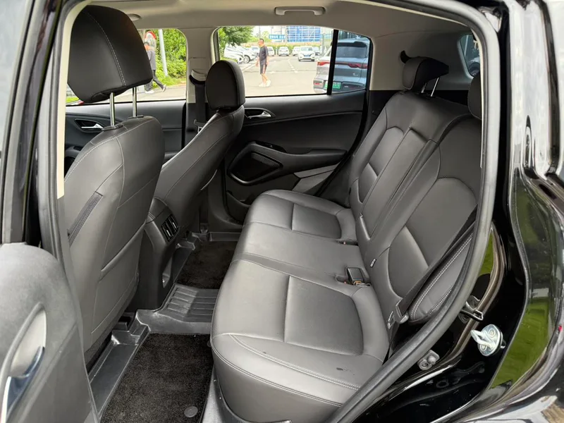Hyundai ix35 2021 2.0L Automatic two-wheel drive leading version GLS exterior photo 6 Hyundai ix35 2021 2.0L Automatic two-wheel drive leading version GLS exterior photo 6