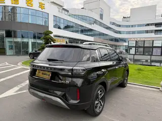 Hyundai ix35 2021 2.0L Automatic two-wheel drive leading version GLS interior photo 12 Hyundai ix35 2021 2.0L Automatic two-wheel drive leading version GLS interior photo 12
