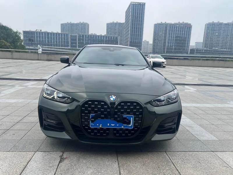 BMW 4 Series 2023 425i M Sports suit exterior photo 5 BMW 4 Series 2023 425i M Sports suit exterior photo 5