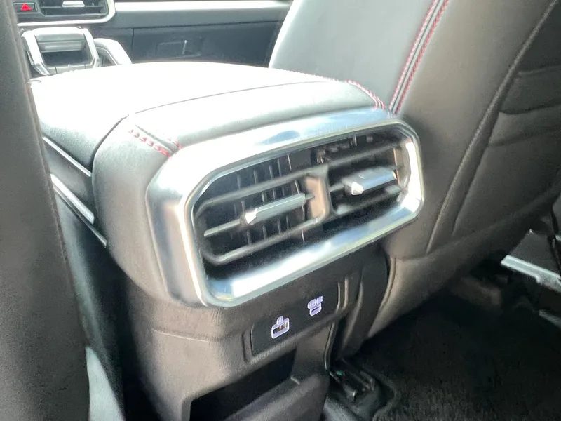 Jetour T2 2023 2.0TD Four-wheel drive Time travel PRO interior photo 16