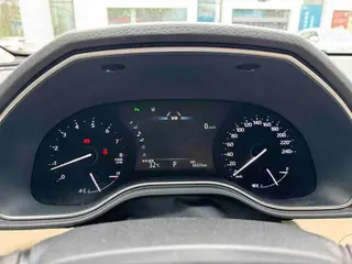 Toyota Avalon 2021 2.5L Luxury Edition interior photo 11