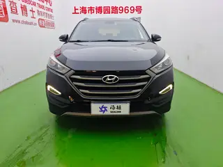 Hyundai Tucson 2015 1.6T Dual-clutch, two-wheel drive, intelligent model exterior photo 2