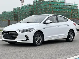 Hyundai Elantra Lingdong 2016 1.4T Double embrayage et éblouissement Type de vitalité