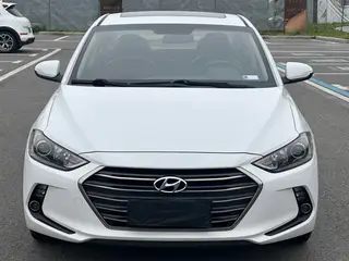 Hyundai Elantra Lingdong 2016 1.4T Double embrayage et éblouissement Type de vitalité extérieur photo 2 Hyundai Elantra Lingdong 2016 1.4T Double embrayage et éblouissement Type de vitalité extérieur photo 2