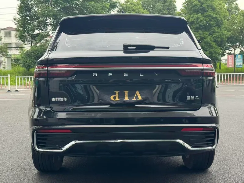 Geely Monjaro 2021 2.0TD DCT EVO Флагман с двумя приводами экстерьер фото 5 Geely Monjaro 2021 2.0TD DCT EVO Флагман с двумя приводами экстерьер фото 5