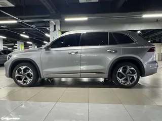 Geely Monjaro 2024 2.0TD DCT EVO Versión de dos ruedas motrices Longfeng exterior foto 3 Geely Monjaro 2024 2.0TD DCT EVO Versión de dos ruedas motrices Longfeng exterior foto 3