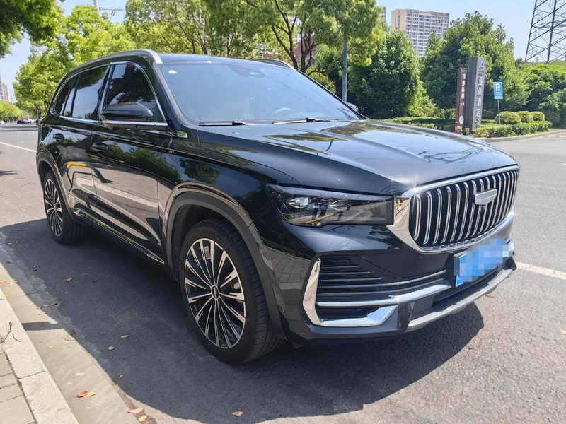 Geely Monjaro 2025 2.0TD Высокая работа автоматически с двумя приводами экстерьер фото 3 Geely Monjaro 2025 2.0TD Высокая работа автоматически с двумя приводами экстерьер фото 3
