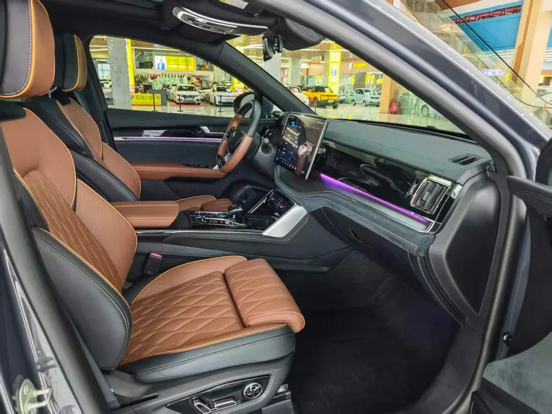 BYD Tang DM 2021 DM-i 1.5T 112KM Honor type interior photo 15 BYD Tang DM 2021 DM-i 1.5T 112KM Honor type interior photo 15