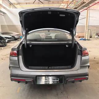 BYD Qin L 2025 Премиум-версия с автопилотом DM-i 120KM Превосходящий интерьер фото 12 BYD Qin L 2025 Премиум-версия с автопилотом DM-i 120KM Превосходящий интерьер фото 12