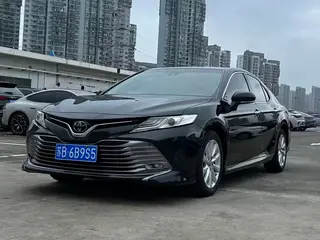 Toyota Camry 2018 2.0G Luxury Edition