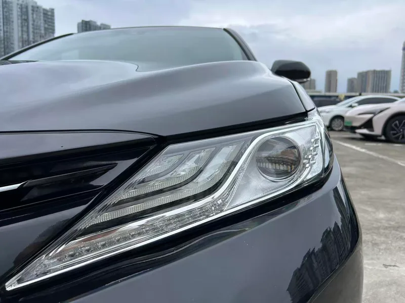 Toyota Camry 2018 2.0G Edición de lujo interior foto 12