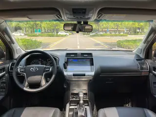 Toyota Prado 2018 3.5L Automatique TX-L Pin de secours à l'arrière extérieur photo 10 Toyota Prado 2018 3.5L Automatique TX-L Pin de secours à l'arrière extérieur photo 10