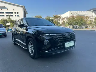 Hyundai Tucson 2021 Tucson L 1.5T GLS Two-wheel drive leading version exterior photo 3