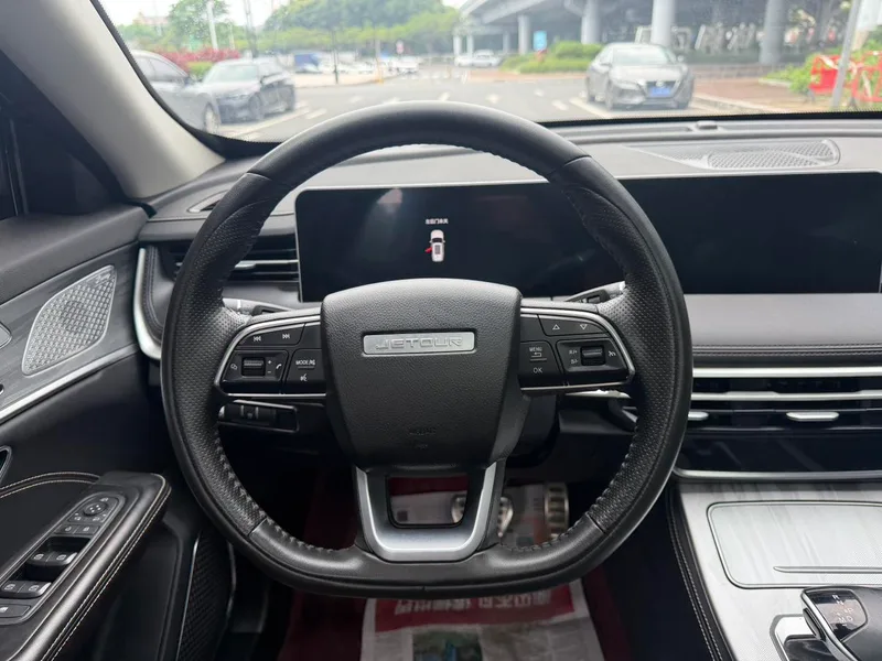 Jetour X70 PLUS 2023 1.5T DCT Brave PLUS 5 Siège intérieur photo 17