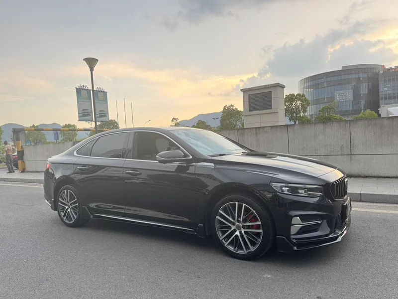 Geely Preface 2023 1.5T Kunlun Edition exterior photo 3 Geely Preface 2023 1.5T Kunlun Edition exterior photo 3