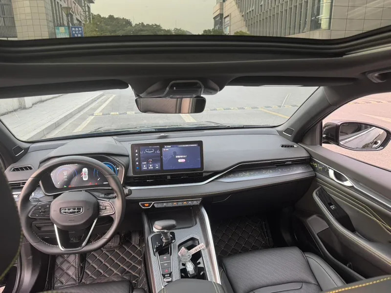 Geely Preface 2023 1.5T Kunlun Edition interior photo 14 Geely Preface 2023 1.5T Kunlun Edition interior photo 14