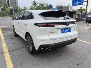 Changan UNI-K 2023 2.0T Type de col agréable intérieur photo 16 Changan UNI-K 2023 2.0T Type de col agréable intérieur photo 16