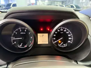 Toyota Prado 2016 2.7L Versión de lujo automática exterior foto 9 Toyota Prado 2016 2.7L Versión de lujo automática exterior foto 9