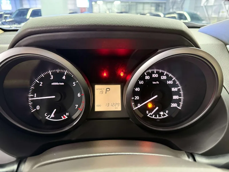 Toyota Prado 2016 2.7L Versión de lujo automática exterior foto 9 Toyota Prado 2016 2.7L Versión de lujo automática exterior foto 9
