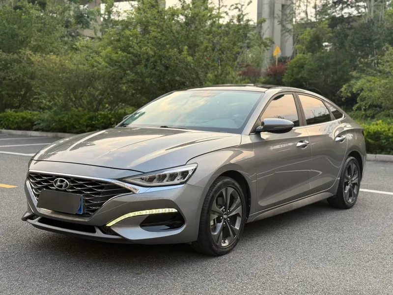 Hyundai Lafesta 2019 280TGDi Versión deportiva País VI exterior foto 1 Hyundai Lafesta 2019 280TGDi Versión deportiva País VI exterior foto 1