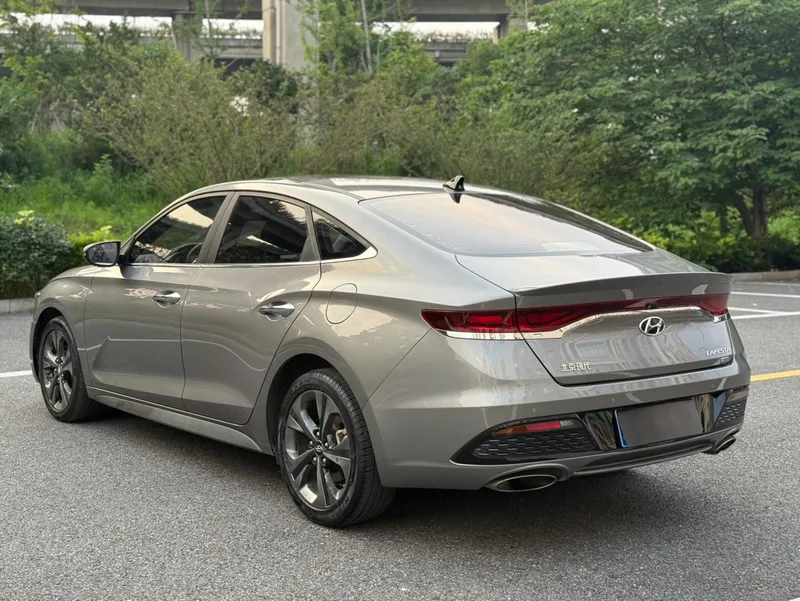 Hyundai Lafesta 2019 280TGDi Versión deportiva País VI interior foto 6 Hyundai Lafesta 2019 280TGDi Versión deportiva País VI interior foto 6