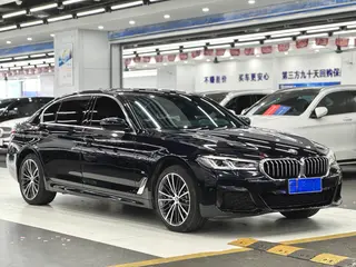 BMW 5 Series 2023 530Li Leading Type Luxury Set exterior photo 3 BMW 5 Series 2023 530Li Leading Type Luxury Set exterior photo 3