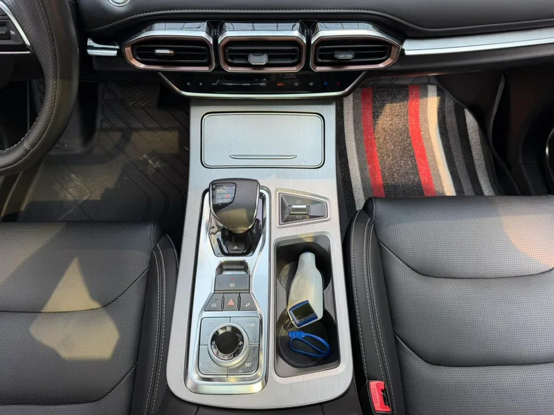 Jetour X70 PLUS 2021 Restyling 1.5T DCT mountain Pro 5 seat exterior photo 10 Jetour X70 PLUS 2021 Restyling 1.5T DCT mountain Pro 5 seat exterior photo 10