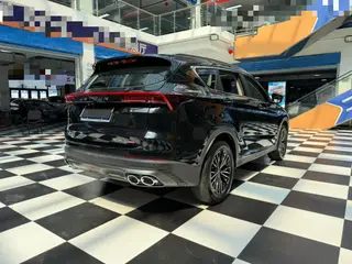 Jetour X70 PLUS 2021 Restyling 1.5T DCT mountain Pro 5 seat interior photo 15 Jetour X70 PLUS 2021 Restyling 1.5T DCT mountain Pro 5 seat interior photo 15