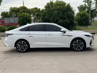 Chery Arrizo 8 2022 1.6TGDI DCT Шан интерьер фото 13 Chery Arrizo 8 2022 1.6TGDI DCT Шан интерьер фото 13