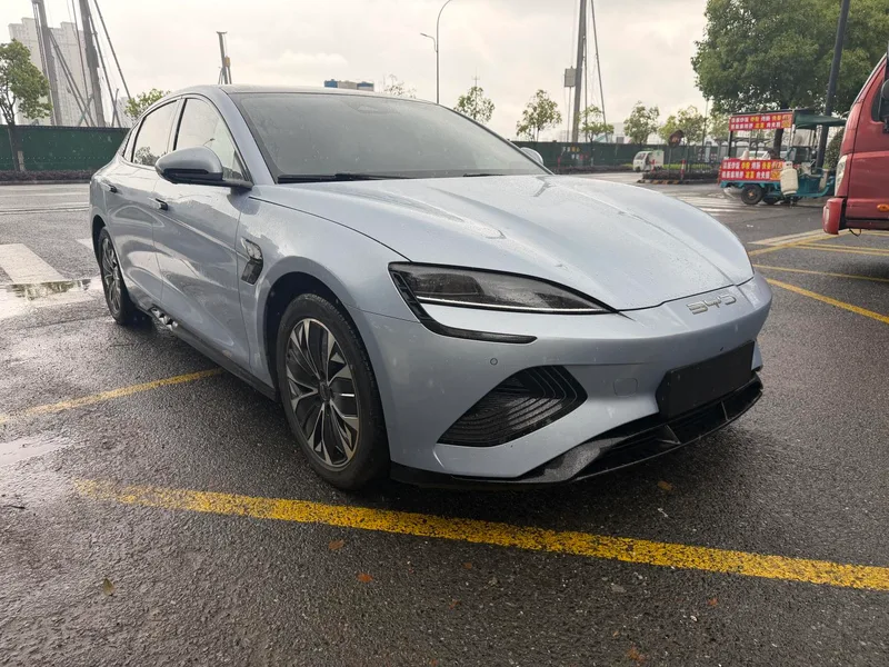 BYD Seal 2023 550KM Champion Edition Elite-type exterior photo 3 BYD Seal 2023 550KM Champion Edition Elite-type exterior photo 3