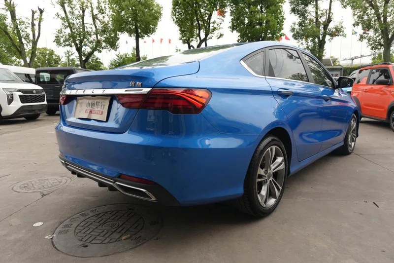 Geely Binrui 2018 14T CVT Бинжи версия экстерьер фото 4 Geely Binrui 2018 14T CVT Бинжи версия экстерьер фото 4