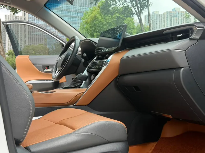 Toyota Venza 2022 2.0L CVT Two-wheel-drive Prestige Edition interior photo 11