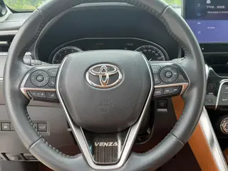 Toyota Venza 2022 2.0L CVT Two-wheel-drive Prestige Edition interior photo 15