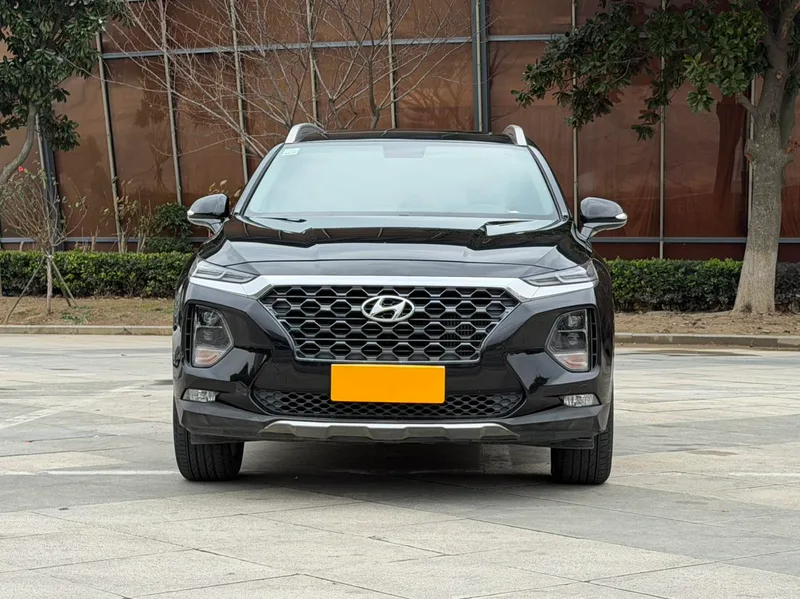 Hyundai Santa Fe 2019 380 TGDi GLS Automatic Two-Drive Deluxe Edition Country VI exterior photo 2