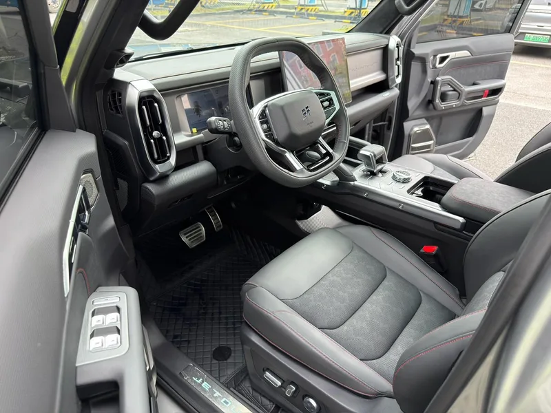 Jetour T2 2023 2.0TD Four-wheel drive Time travel PRO interior photo 12