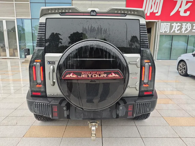 Jetour T2 2023 2.0TD Four-wheel drive Conquer PRO interior photo 6 Jetour T2 2023 2.0TD Four-wheel drive Conquer PRO interior photo 6