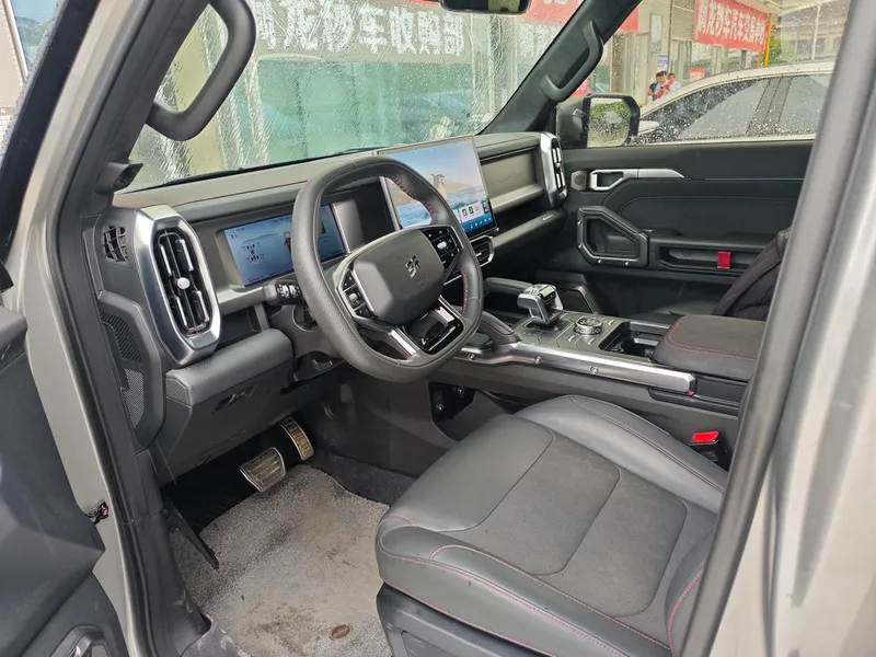 Jetour T2 2023 2.0TD Four-wheel drive Conquer PRO interior photo 7 Jetour T2 2023 2.0TD Four-wheel drive Conquer PRO interior photo 7