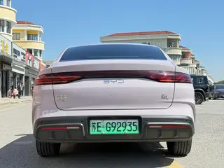 BYD Qin L 2024 DM-i 120KM Excellence-type interior photo 17