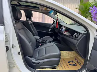 Hyundai Mistra 2014 1.8L automatic intelligent type GLS interior photo 11