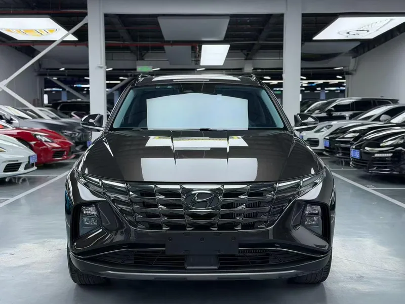 Hyundai Tucson 2021 Tucson L 1.5T LUX Versión de lujo de tracción a dos ruedas exterior foto 2 Hyundai Tucson 2021 Tucson L 1.5T LUX Versión de lujo de tracción a dos ruedas exterior foto 2