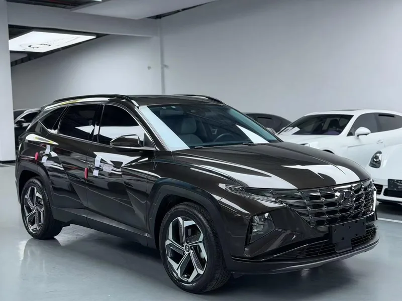 Hyundai Tucson 2021 Tucson L 1.5T LUX Versión de lujo de tracción a dos ruedas exterior foto 3 Hyundai Tucson 2021 Tucson L 1.5T LUX Versión de lujo de tracción a dos ruedas exterior foto 3