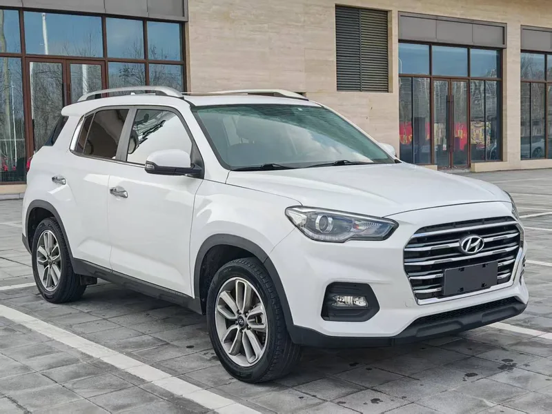 Hyundai ix35 2019 2.0L Automatique à deux roues motrices Version de plaisir État VI extérieur photo 3 Hyundai ix35 2019 2.0L Automatique à deux roues motrices Version de plaisir État VI extérieur photo 3