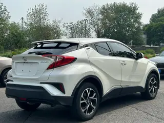 Toyota C-HR 2020 2.0L Cool Leader Edition extérieur photo 7 Toyota C-HR 2020 2.0L Cool Leader Edition extérieur photo 7